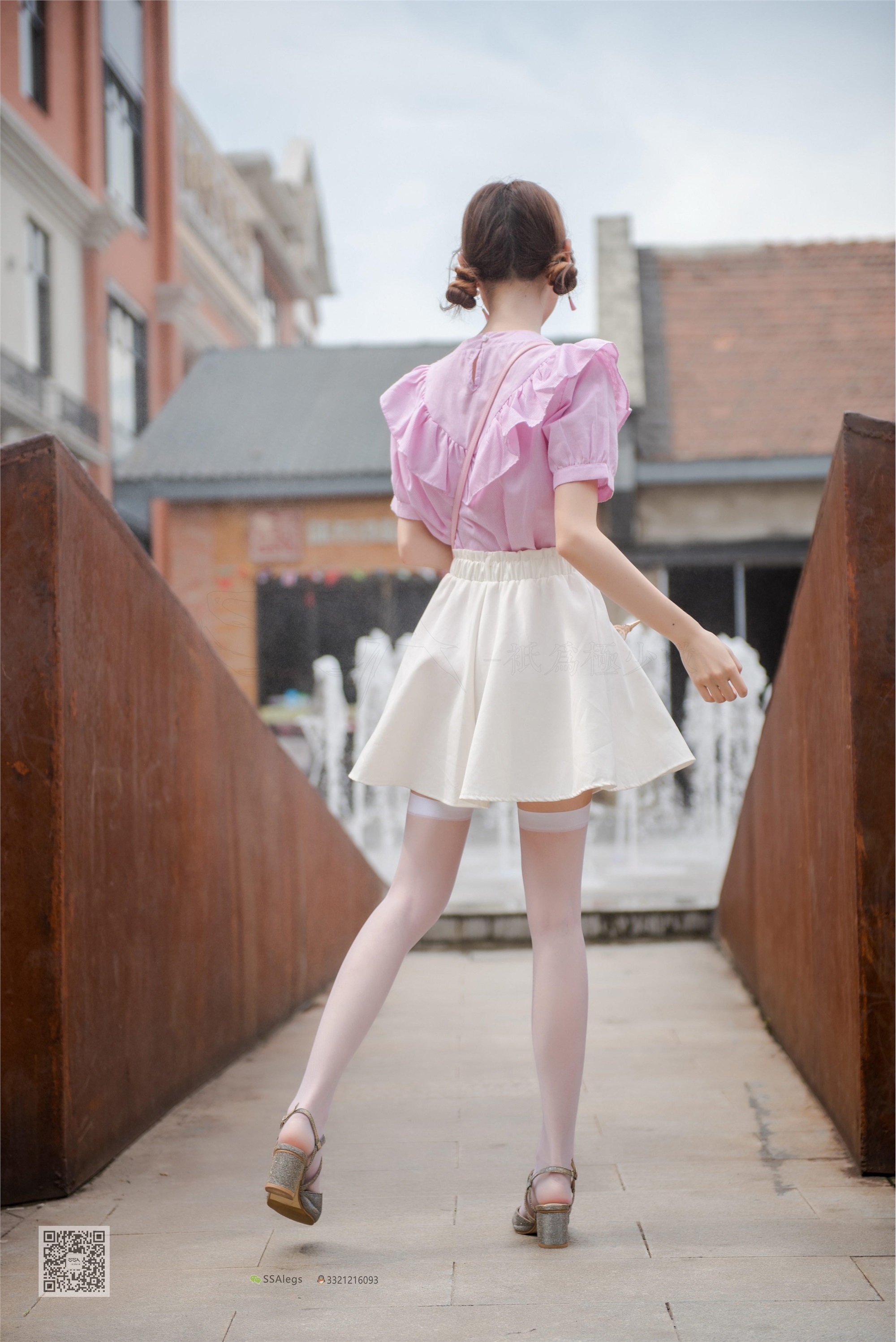 SSA silk society no.009 xiaoqiqi ultra thin 5D stockings Street Photo
